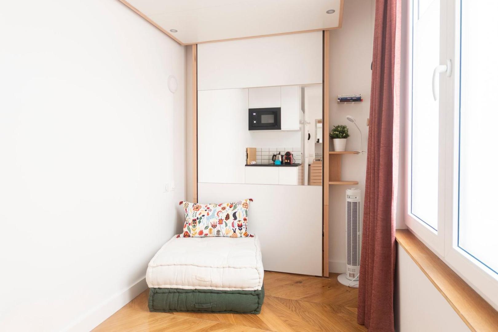 Super Central Mini Studio - 2 Pax, Murphy Bed Париж Экстерьер фото
